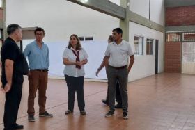 Ledesma acompaña el fortalecimiento educativo en Libertador